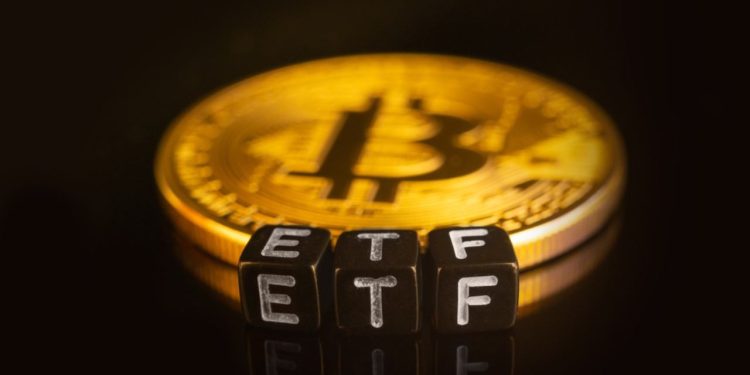 Bitcoin ETFs Lose $425M as Fidelity and Blackrock Drive Fresh Wave of Outflows