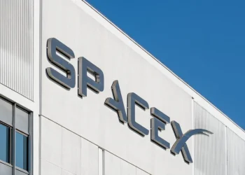 Musk’s SpaceX Breaks Below Its $135 IPO Price After a 42% Collapse From Its Peak