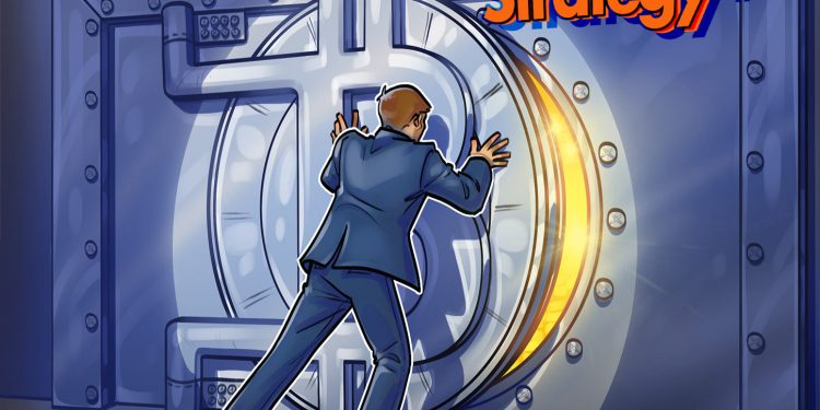 Strategy BTC Sales Spark 4% BTC Price Dip Toward $61,000