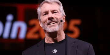 Saylor Reports Zero Bitcoin Buys as Strategy’s Cash Reserve Hits $3 Billion