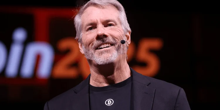 Saylor Reports Zero Bitcoin Buys as Strategy’s Cash Reserve Hits $3 Billion