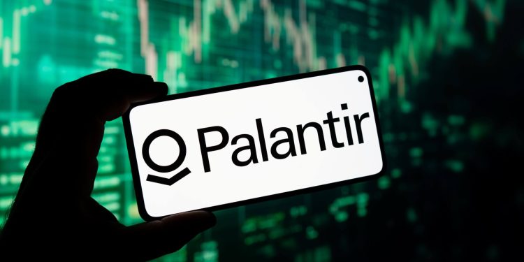 Palantir (PLTR) Stock Nears Q2 Revenue Crossover as Commercial Sales Surge