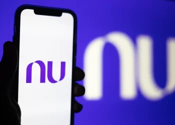 Nu Holdings (NU)Stock; Under Pressure as Mexico Bank Launch Puts Premium Valuation to the Test
