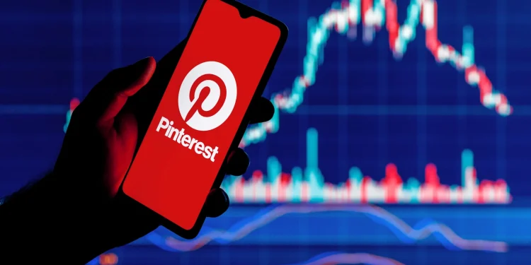 Pinterest (PINS) Stock; Surges 5% as Strong Earnings Beat and AI Push Boost Investor Confidence