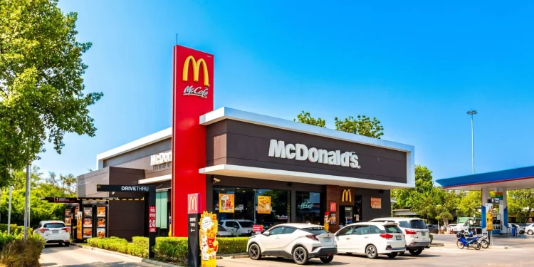McDonald’s (MCD) Stock Falls to Near 4-Year Low After Investor Day – Time to Buy?