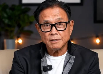 Robert Kiyosaki Names 3 Income Types That Separate Rich and Poor