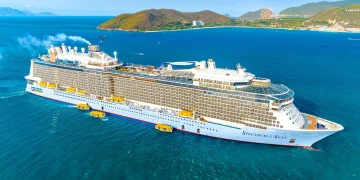 Royal Caribbean (RCL) Stock Gets Double Upgrade Ahead of Carnival Earnings