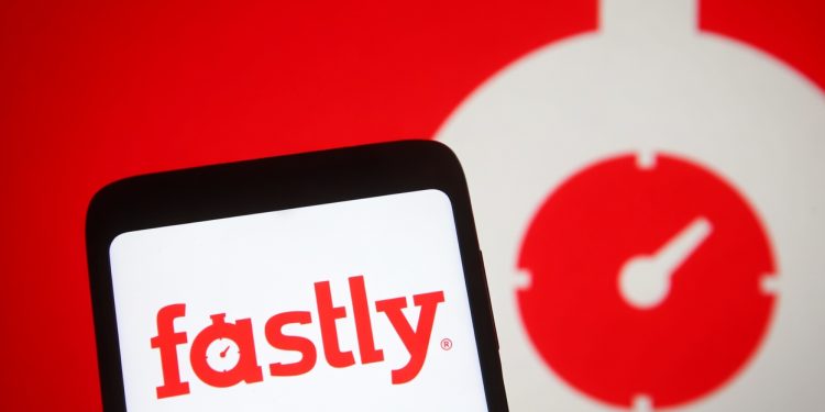 Fastly (FSLY) Stock Pops 6% as Oppenheimer Sees an Unpriced AI Ramp
