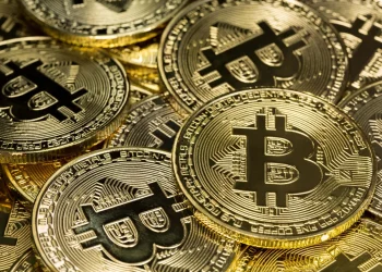 Bitcoin ETFs Rebound With $526M—Why Is BTC Price Still Weak?