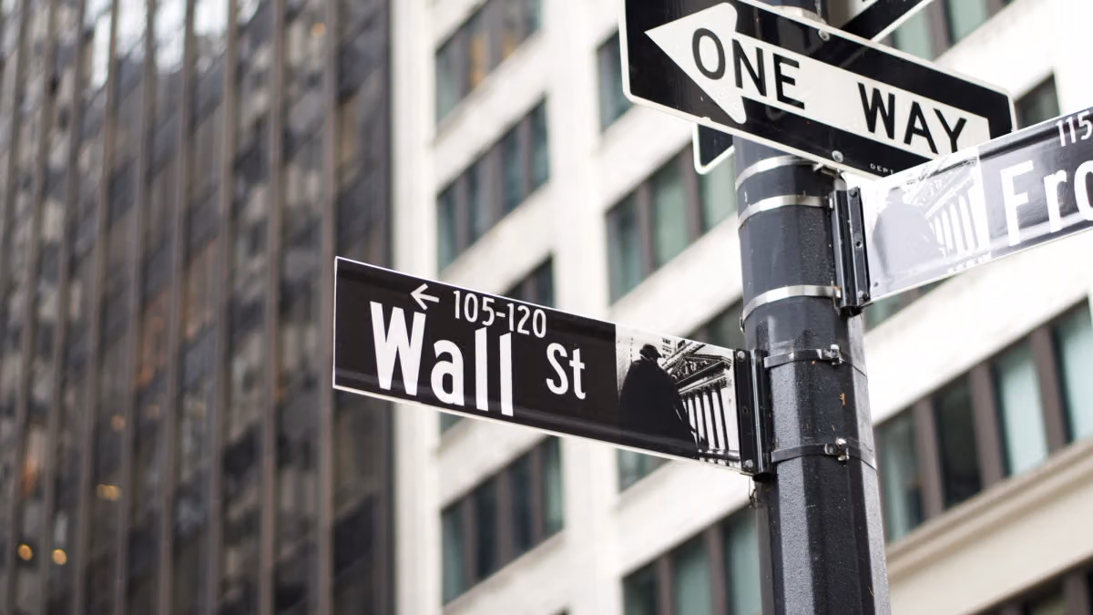 SEC tokenized stock framework faces issuer pushback as Broadcom, Verizon, Nasdaq object listing