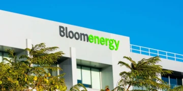 Is Bloom Energy (BE) Stock a Buy Ahead of Earnings Thursday?