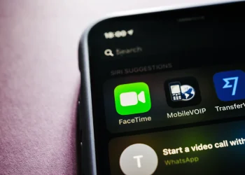 Terrifying iPhone Exploit Threatens Crypto Holders