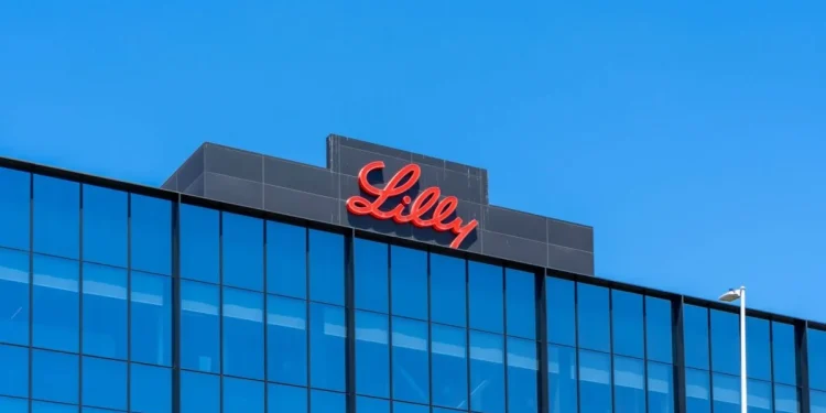Eli Lilly (LLY) Stock: Olomorasib Shows 62% Response Rate in Lung Cancer Data