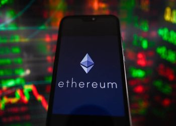Ethereum Delays Glamsterdam Test On Hoodi Over Smart Contract Compatibility Questions