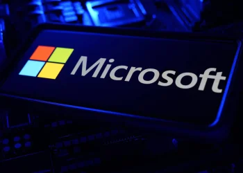 Microsoft’s New AI Model Makes Decisions 35 Times Faster Than GPT-6 Sol