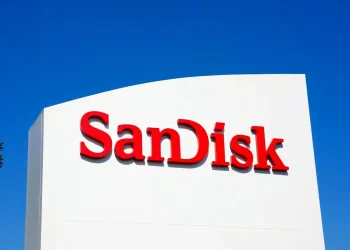 SanDisk (SNDK) Stock Rises Ahead of Earnings After SK Hynix Posts Record Quarter