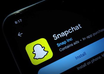 Snap Stock Climbs 6% as Activist Pushes Specs Funding Plan