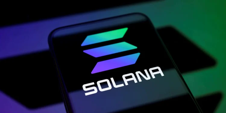 Solana Mindshare Hits 16.74%, Yet Price Tells Another Story