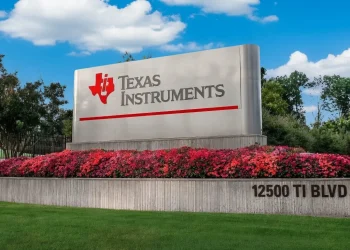 Texas Instruments (TXN) Stock Dips After Hours Despite Q3 Beat and Strong Q4 Outlook