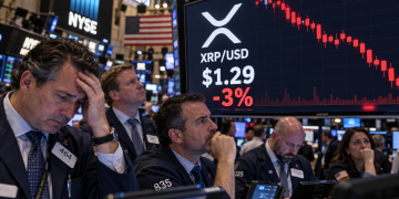 XRP dips below the $1.30 support amid bearish positioning